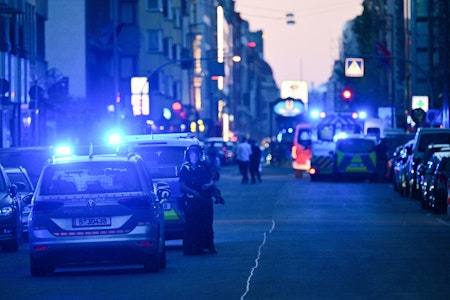 Schüsse am 1. Mai in Kreuzberg: Polizei sucht nach Zeugen