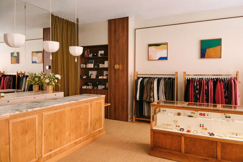 Paris für alle: Der super-erfolgreiche Pop-up von Sézane in Berlin führt jetzt auch Männermode