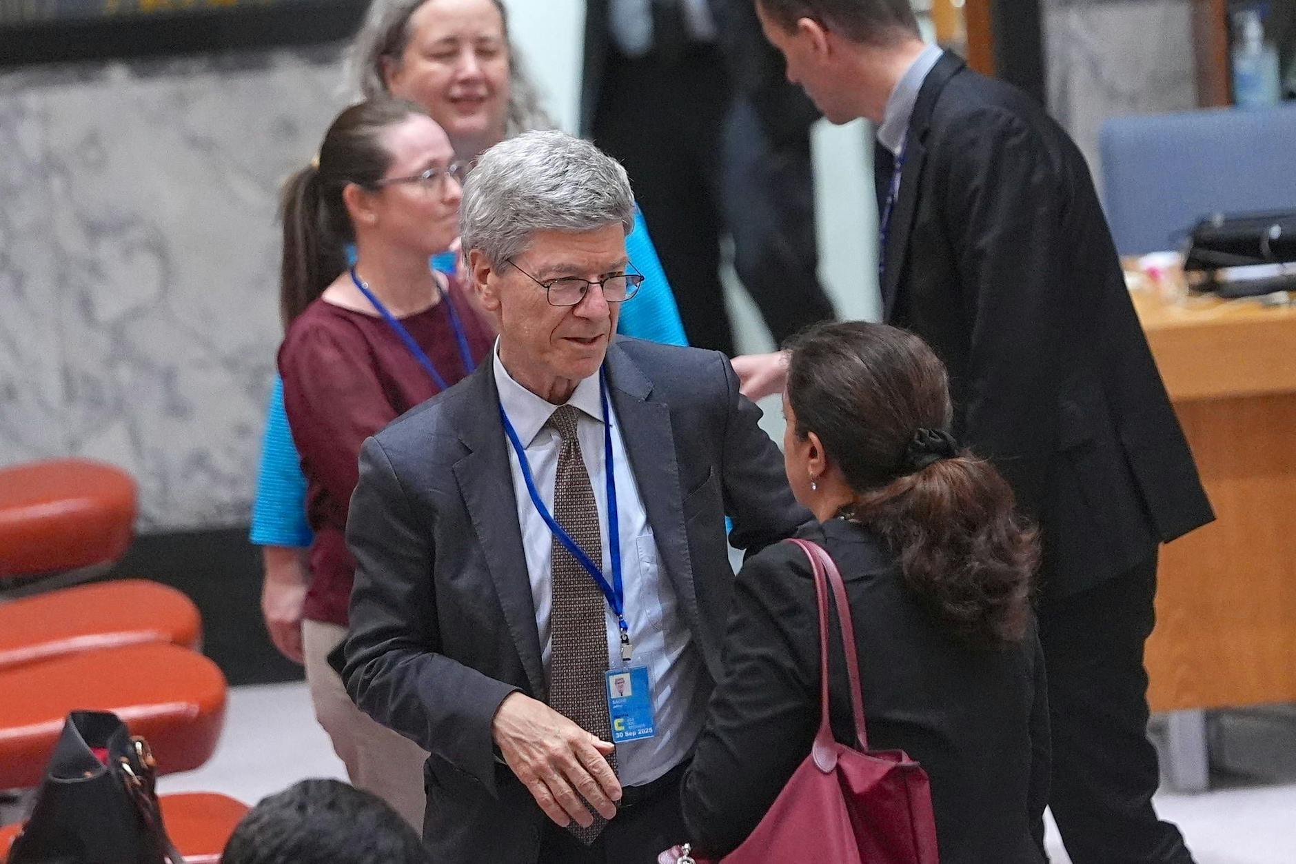 Jeffrey Sachs voor een vergadering van de VN-Veiligheidsraad in New York.