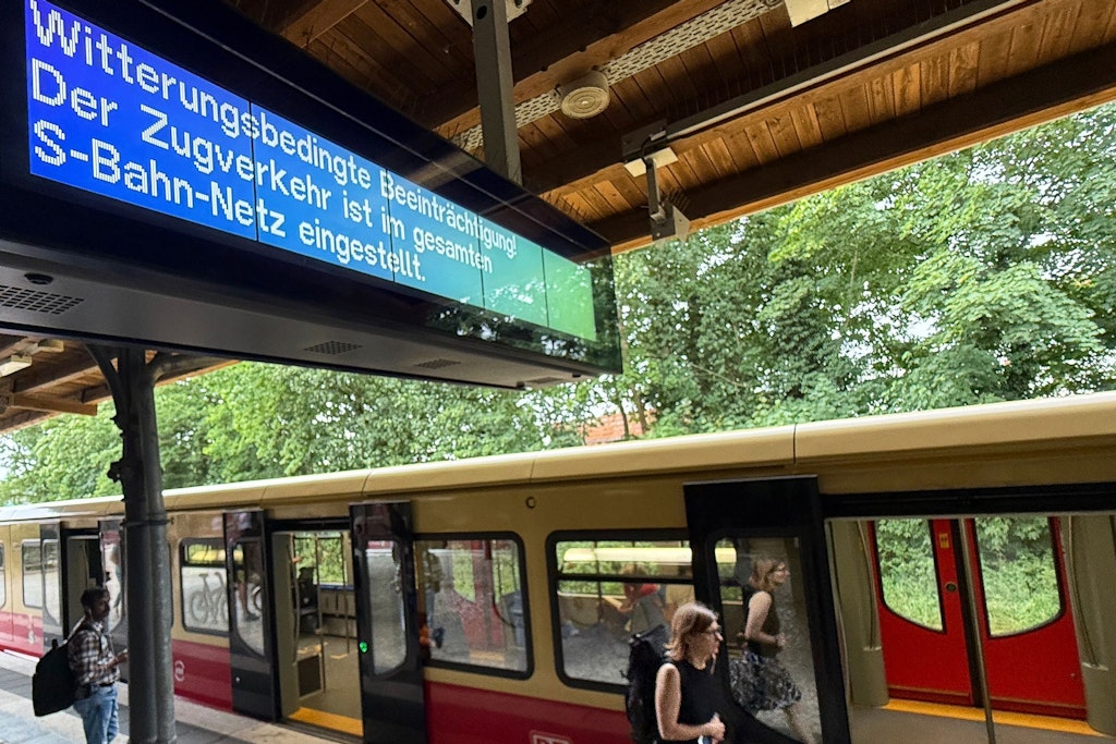 S-Bahn Berlin nach Unwetter weiter unterbrochen: Diese Linien sind betroffen, Ersatzverkehr