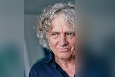 Was für ein Abschied: In der Volksbühne geht Carl Hegemann noch einmal ans Telefon