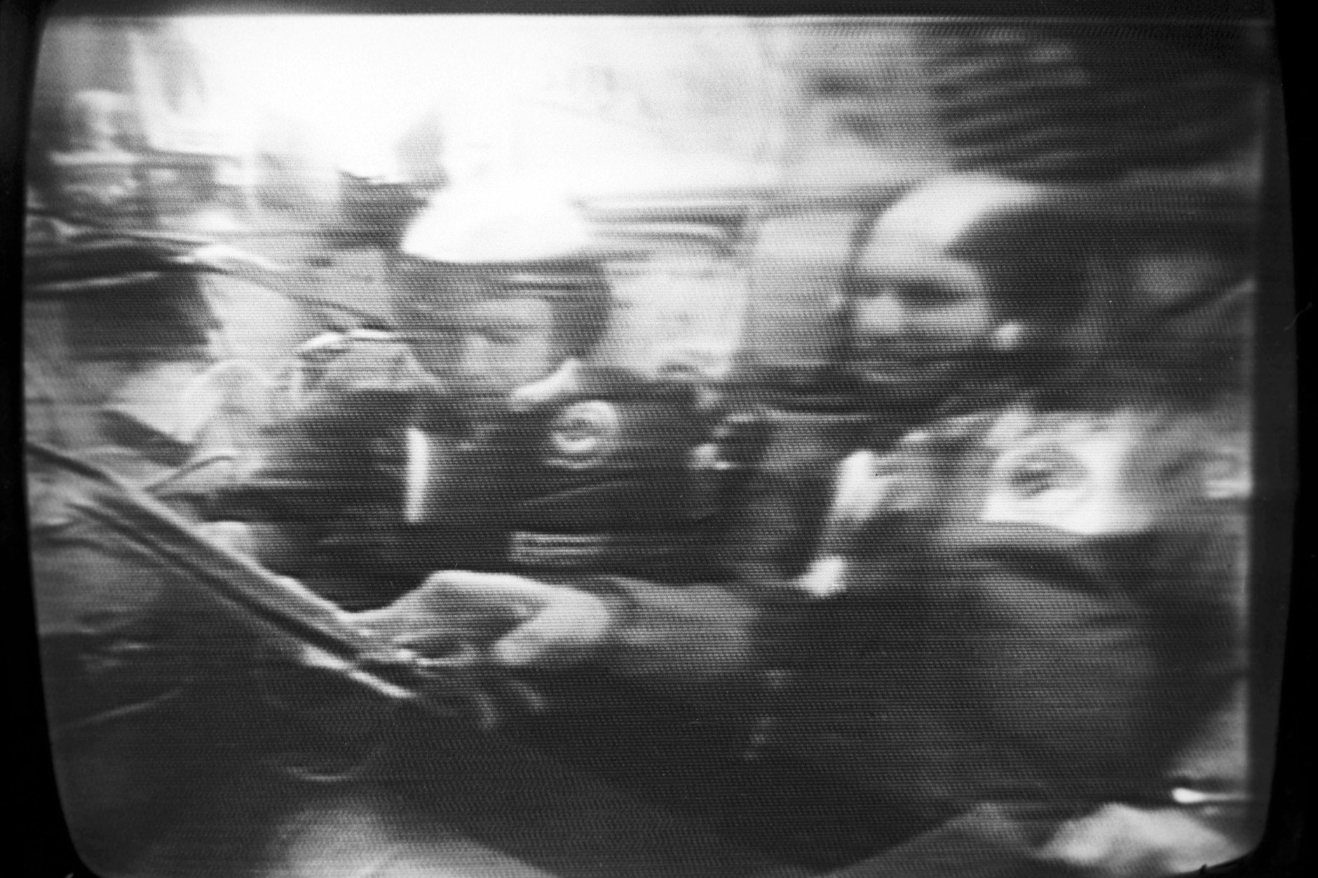 Alexei Leonow und Thomas Stafford bei gemeinsamer Arbeit