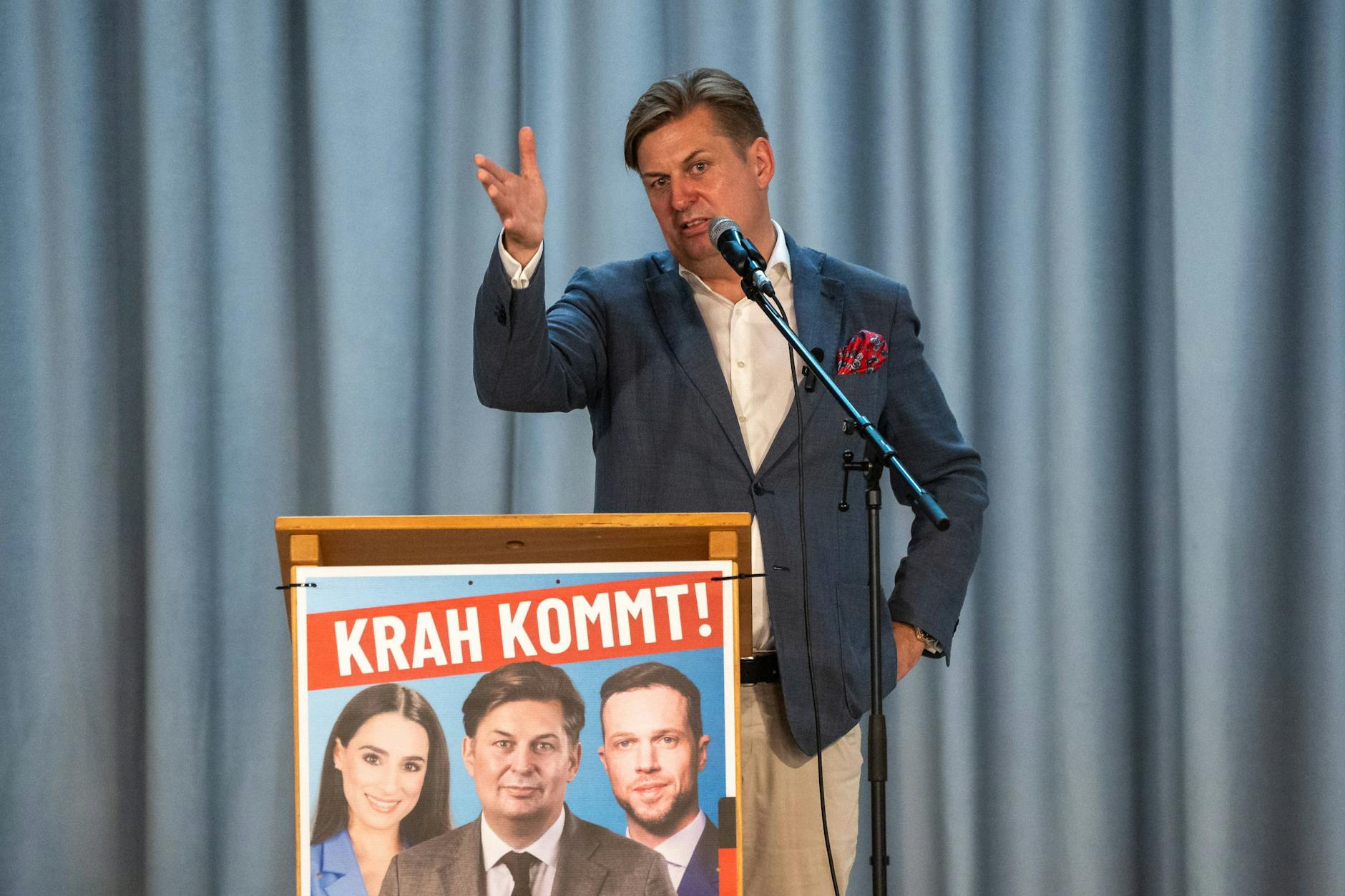 Maximilian Krah at an election event in Bavaria