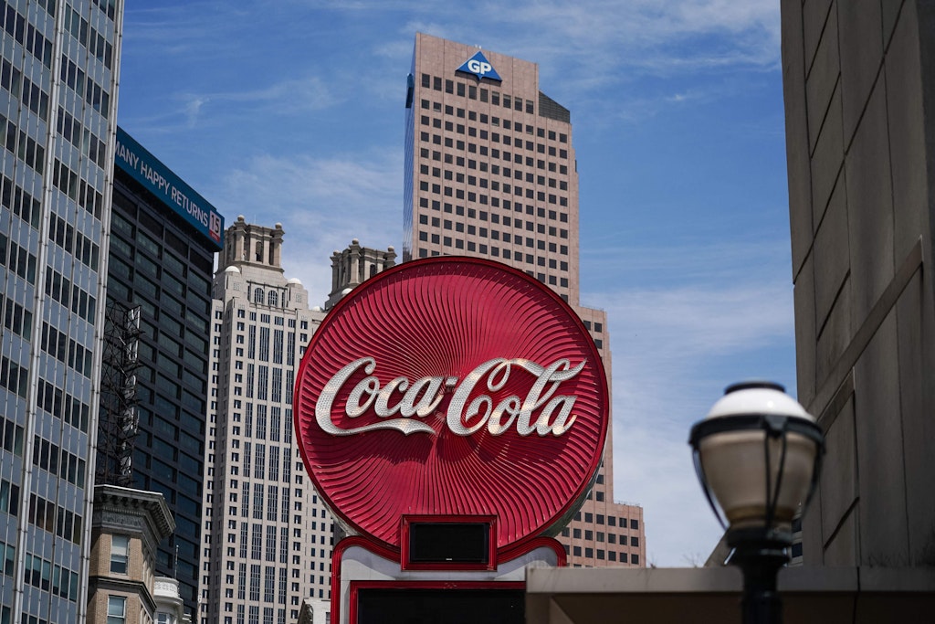 Donald Trump: Coca-Cola will use real cane sugar in the USA in future