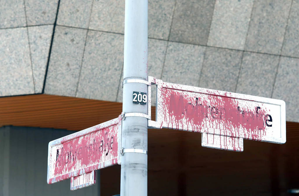Cancel Culture in der Mohrenstraße: Für Berlins Verwaltung gibt es eine ...