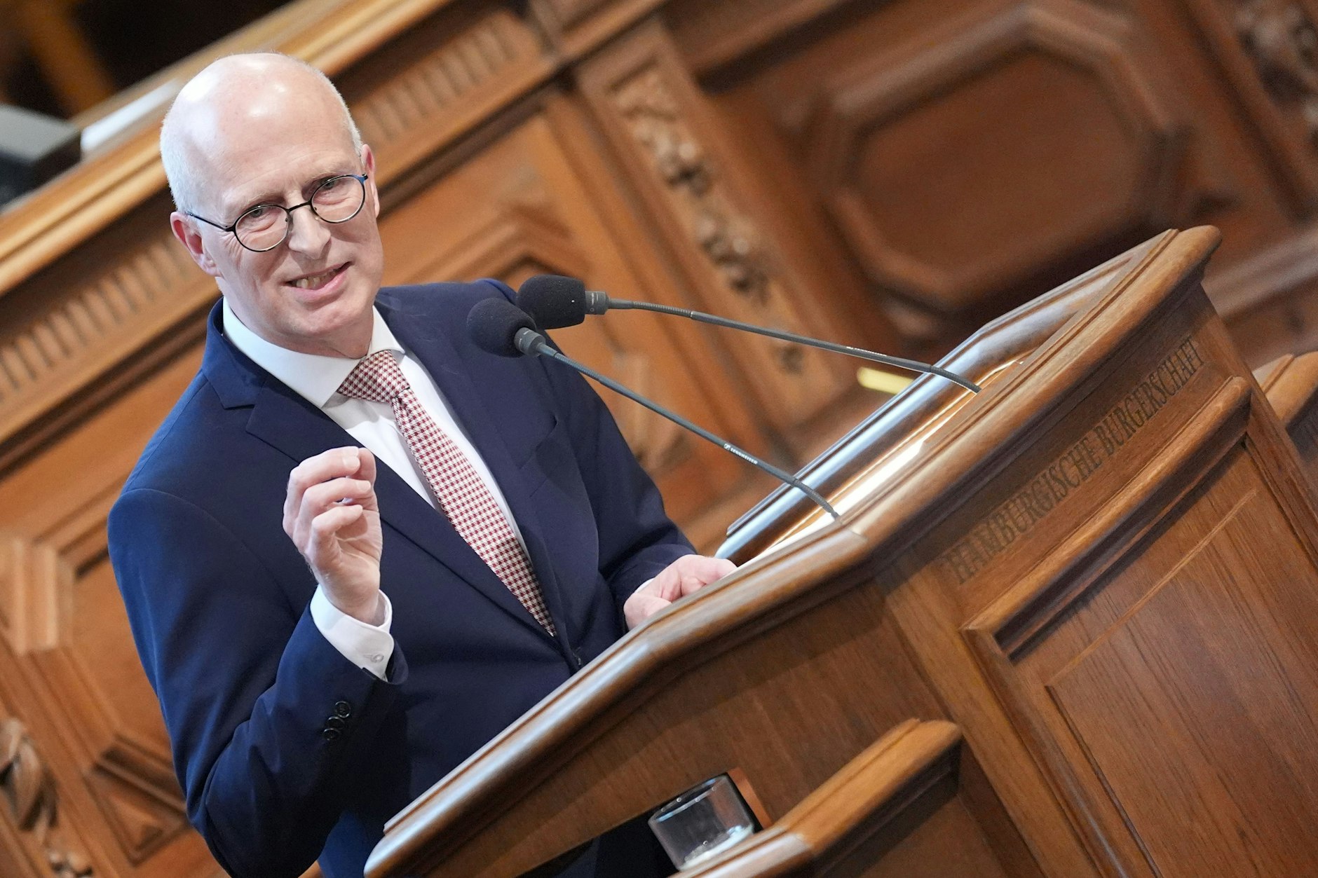 Acusaciones contra el Senado de Berlín: el primer ministro de Hamburgo, Tschentscher