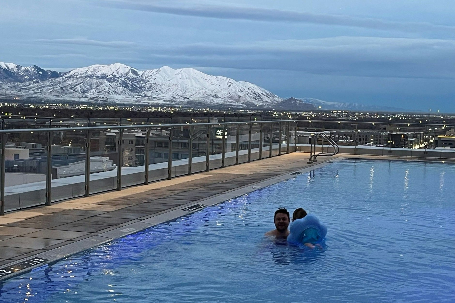Der Blick vom Hotelpool im Hyatt in Salt Lake City