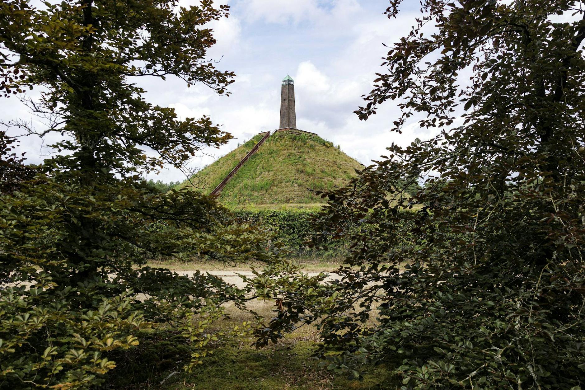 Die Pyramide von Austerlitz, Teil des Landguts Den Treek Henschoten.