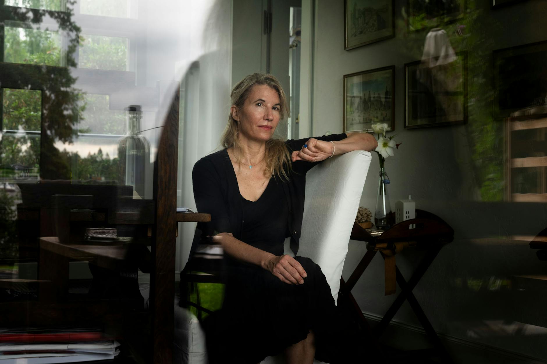 Mathilda Huss dans sa villa privée, située à côté du Landhaus Adlon sur le lac Lehnitz.