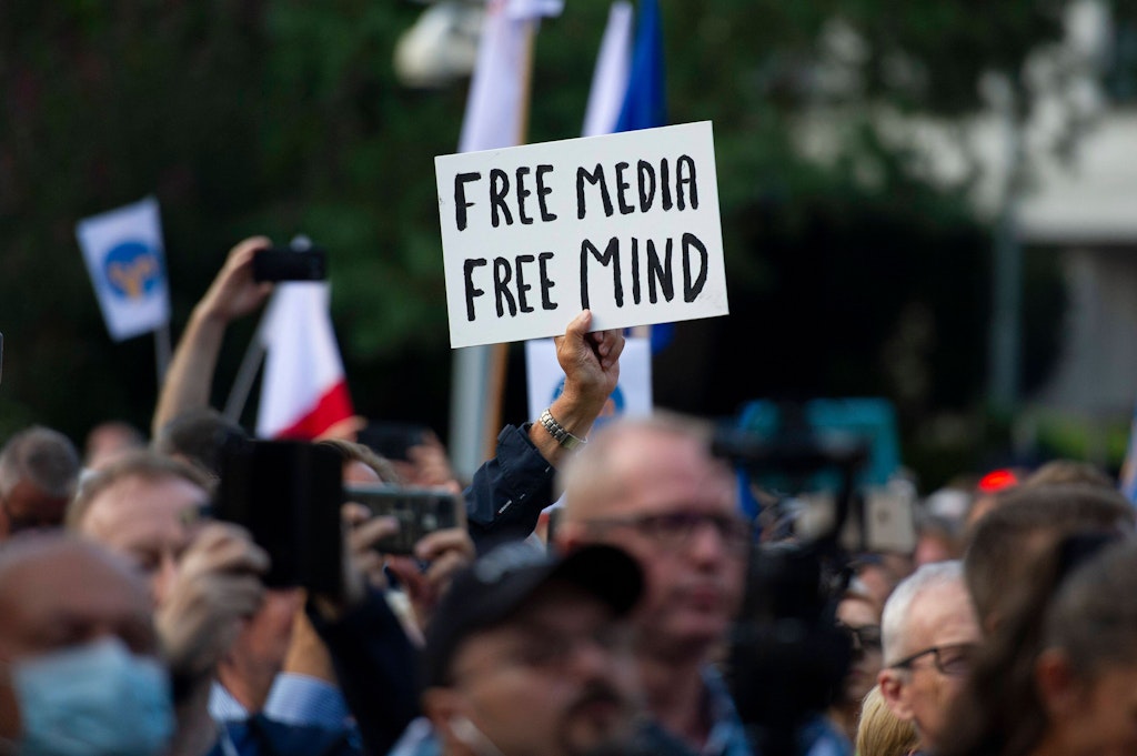 Nach dem neuen EU-Medienfreiheitsgesetz können Journalisten verhaftet werden, wenn es das „Allgemein...