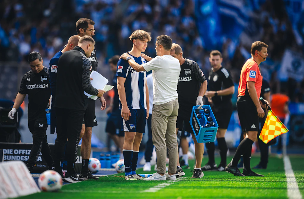Kennet Eichhorn çok minnettar olan Hertha Bsc ve adım adım gitmek istiyor