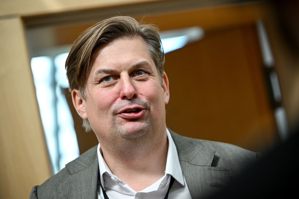 AfD-Politiker Maximilian Krah lobt Donald Trump für Nationalgarde-Einsatz: Vergleich mit Berlin