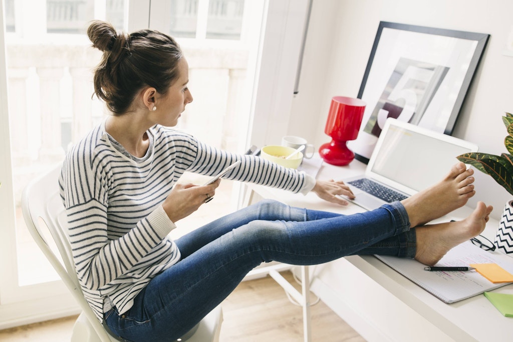 Hitzefrei im Homeoffice? Was Berliner am Arbeitsplatz beachten müssen