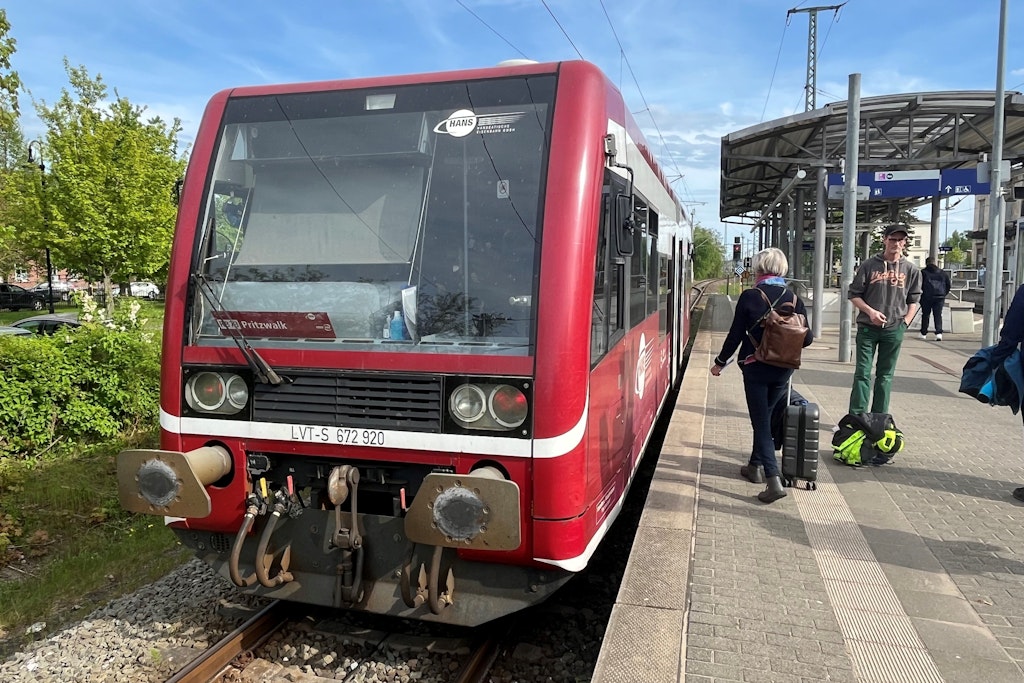 Investition lohnt sich: Warum es für zwei Bahnstrecken in Brandenburg und Mecklenburg neue Hoffnung…