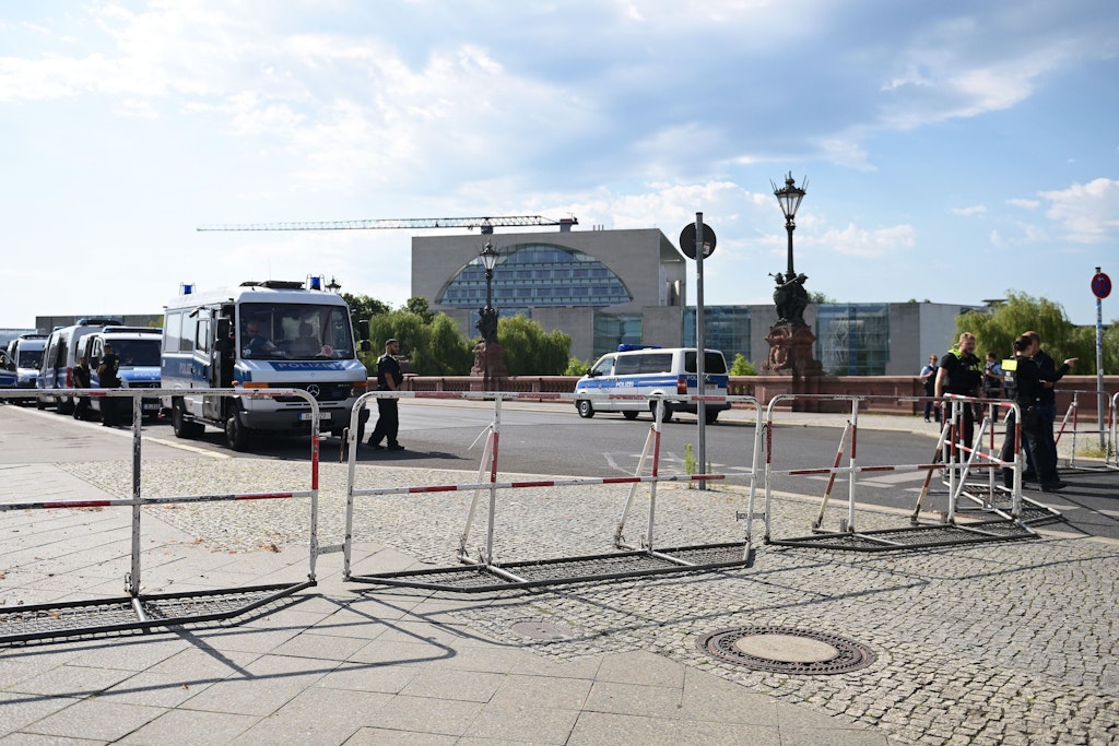 Selenskyj in Berlin: Polizei stöhnt über „Super-GAU“