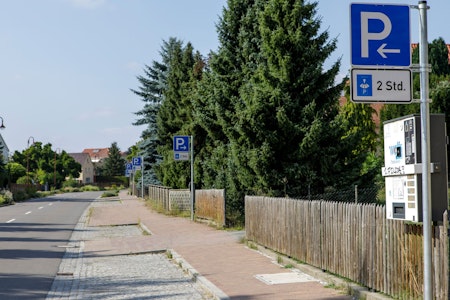 Schilderwald in Ostdeutschland: 16 Parkschilder sorgen für Ärger