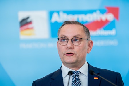 AfD-Plakatspende ist illegale: Bundestag sieht „Strohmann-Spende“ als bestätigt an