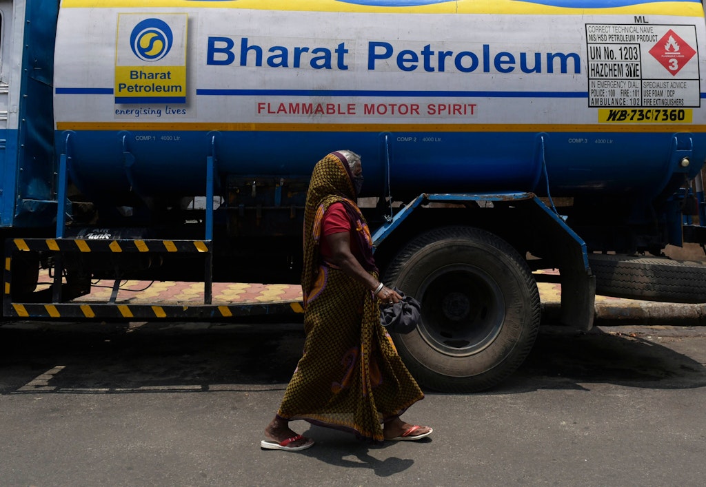 Trump için geçmiş petrol durağı? Hindistan şimdi Rus petrolü tekrar satın alıyor