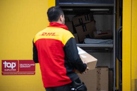 DHL schränkt Paketversand in die USA ein – neue Zollregeln von Trump