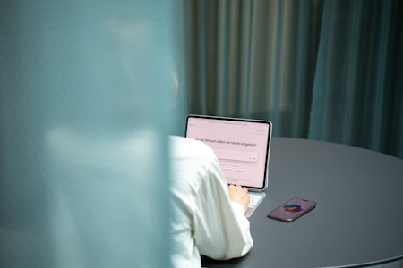 Chatbots als Therapieersatz – Mutter berichtet von Suizid ihrer Tochter