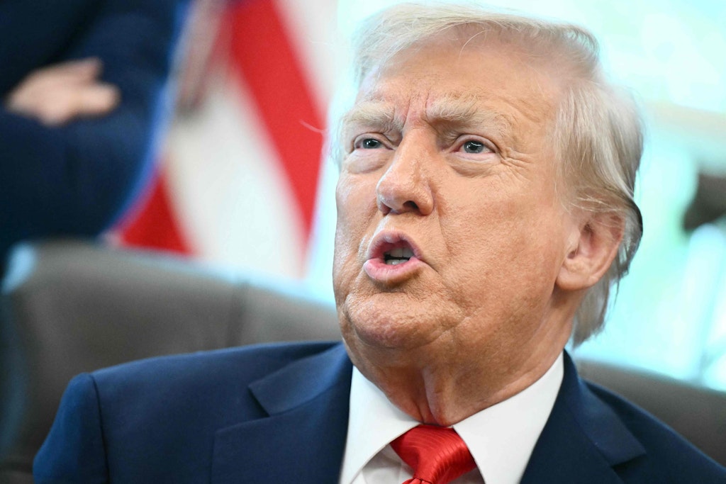 Donald Trump, Pentagon'u “Savaş Bakanlığı” na yeniden adlandırmak istiyor