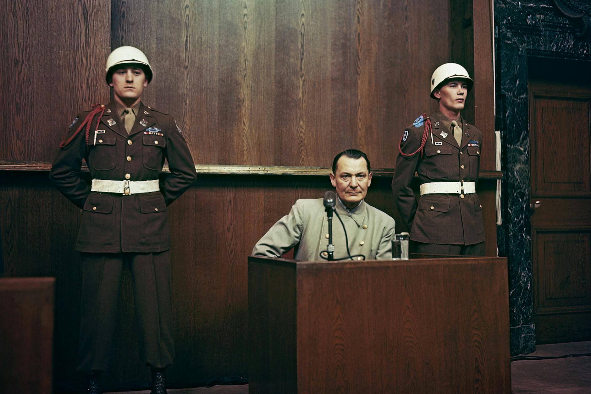 Hermann Göring 1946 bei den Nürnberger Prozessen.