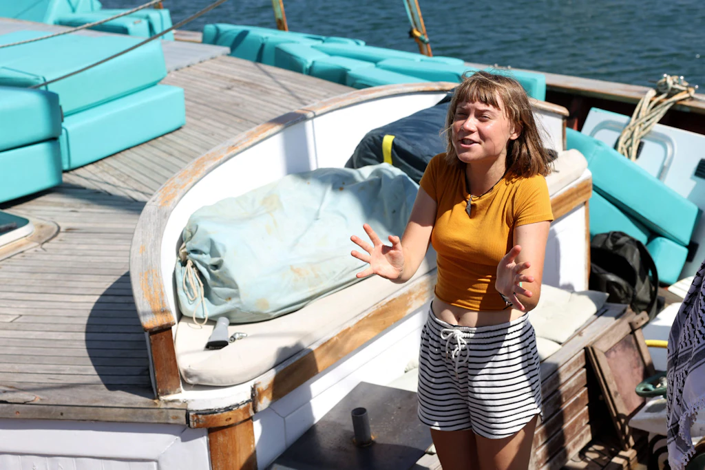 Greta Thunberg bricht erneut mit Gaza-Hilfsflotte auf: „Größte ...