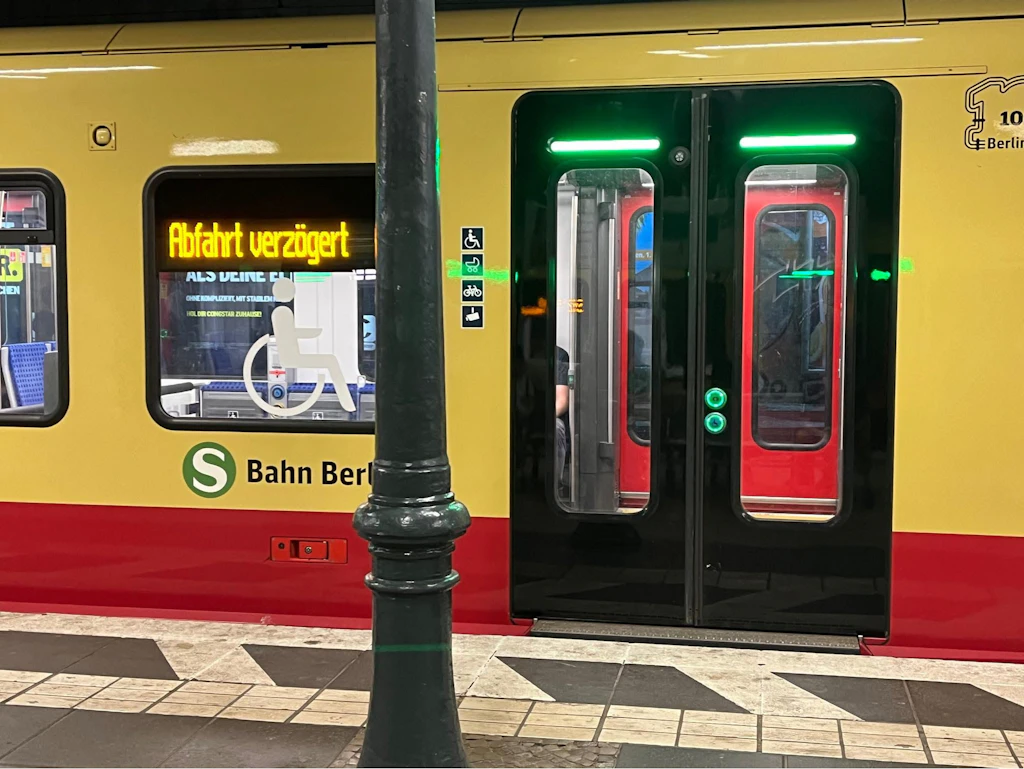 Decision on Berlin's S-Bahn has been made: What taxpayers and passengers ...