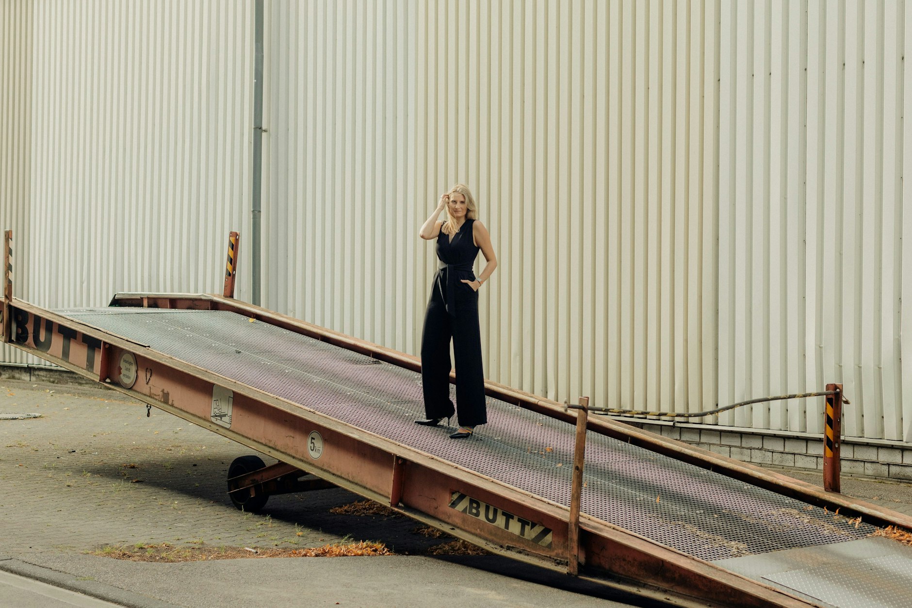 Jessica Szczuka has been researching the relationship between humans and machines for many years.
