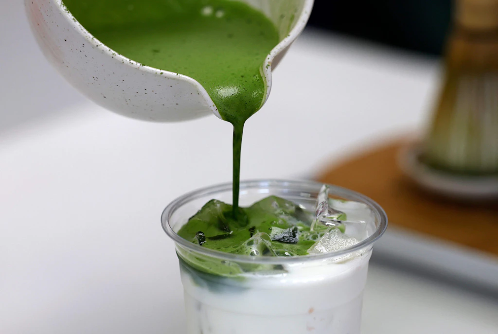 Matcha under suspicion: Does the trendy drink cause hair loss?