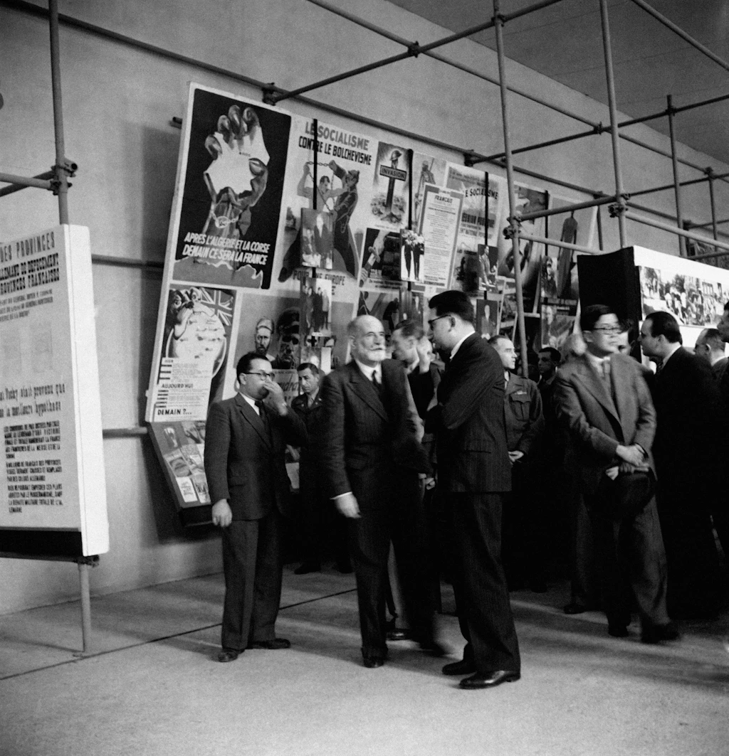 Nazi ekibindeki ilk sergilerin karanlık tarafları