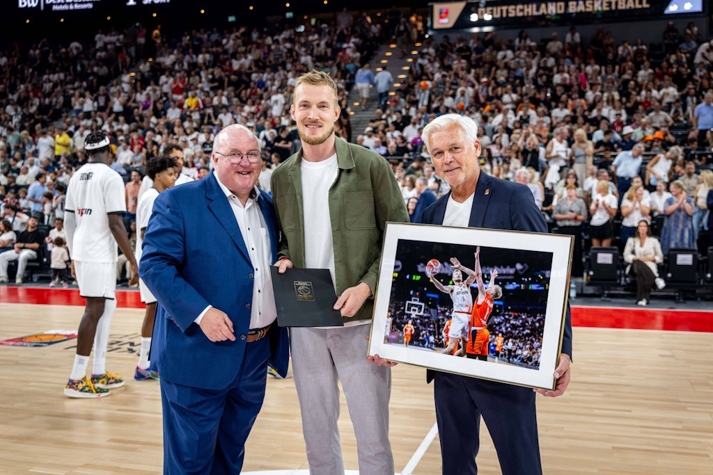 Niels Giffey nasıl Alman basketbolcuların bir parçası olmaya devam ediyor