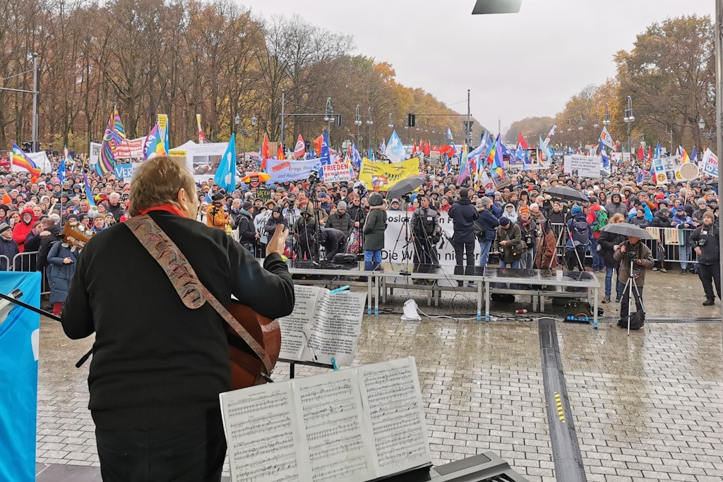 Demo am 3. Oktober in Berlin: Aufstehen für den Frieden – ein Aufruf